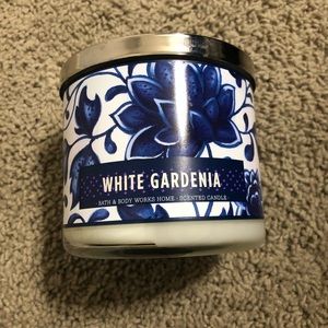 White Gardenia Bath & Body Works Candle